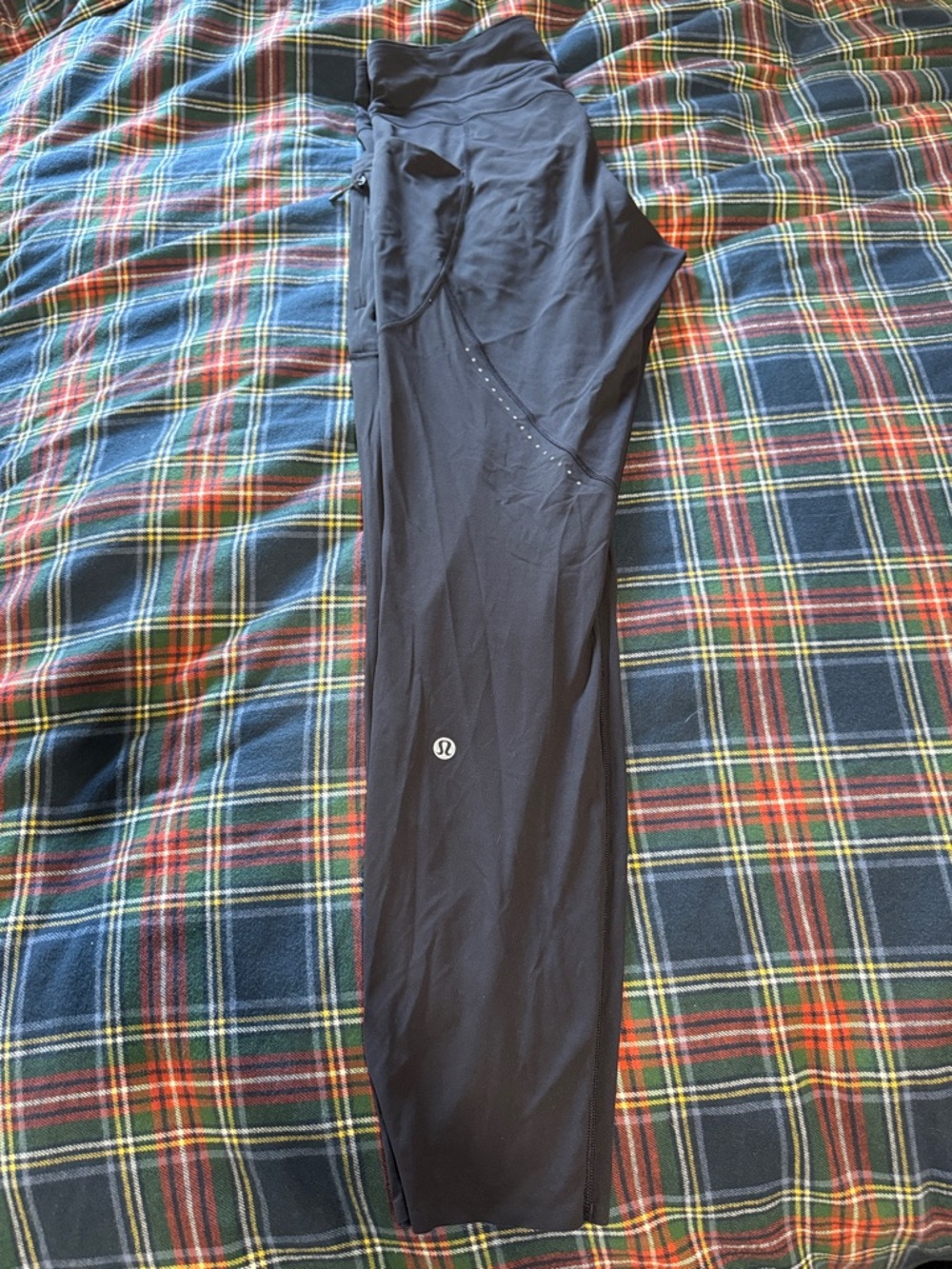 lululemon athletica women’s black leggings - 10